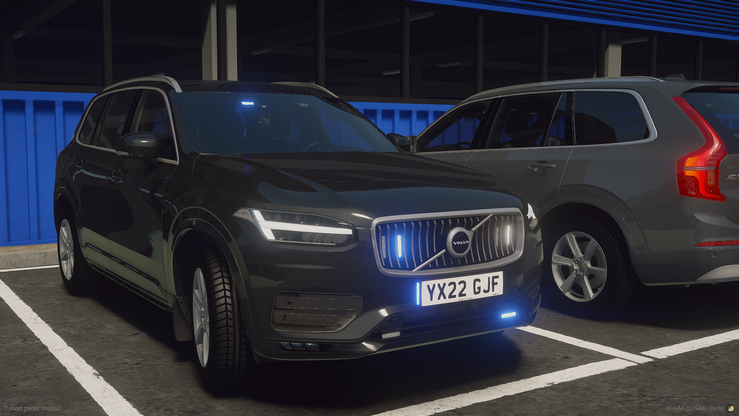 Unmarked Traffic Volvo XC90 2022